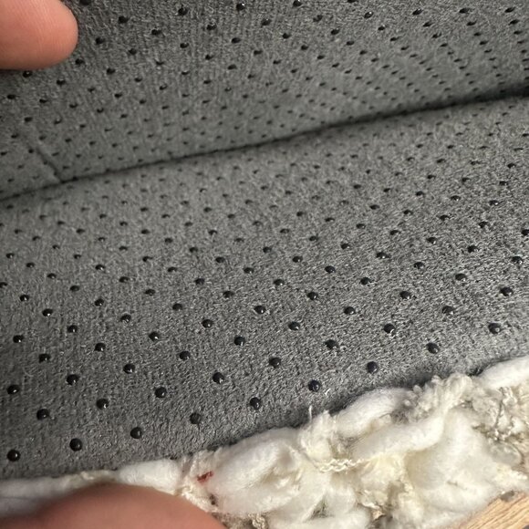 NWT Northeast Outfitters Women's Cozy Cabin Slippers Size S/M (Spacedye Taupe) - Picture 6 of 9